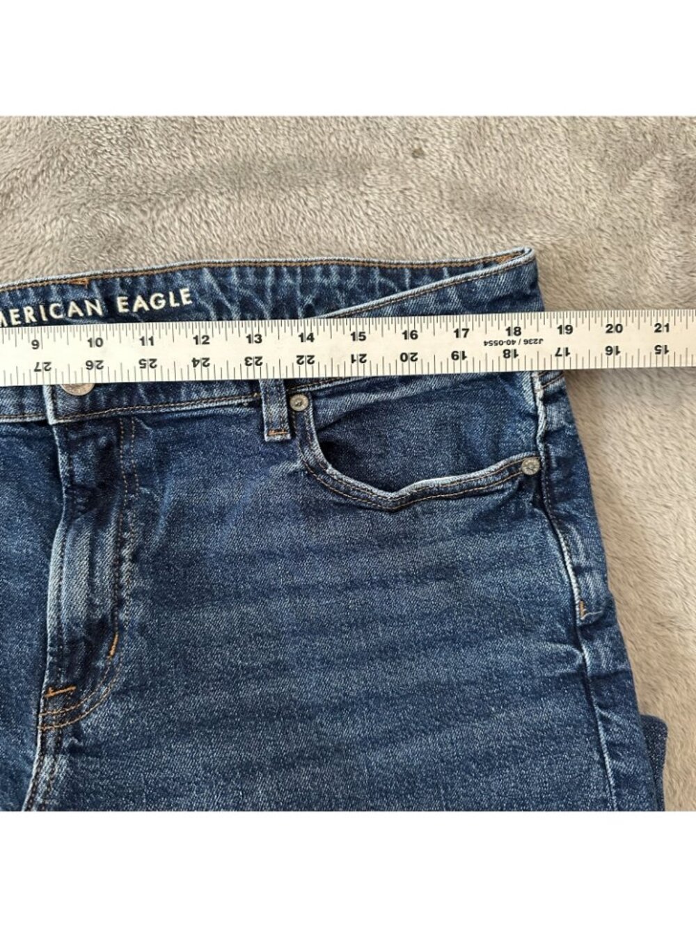American Eagle Stovepipe Wide Leg Dark Wash Jeans Women's size 16 Regular 2025 - Picture 6 of 9